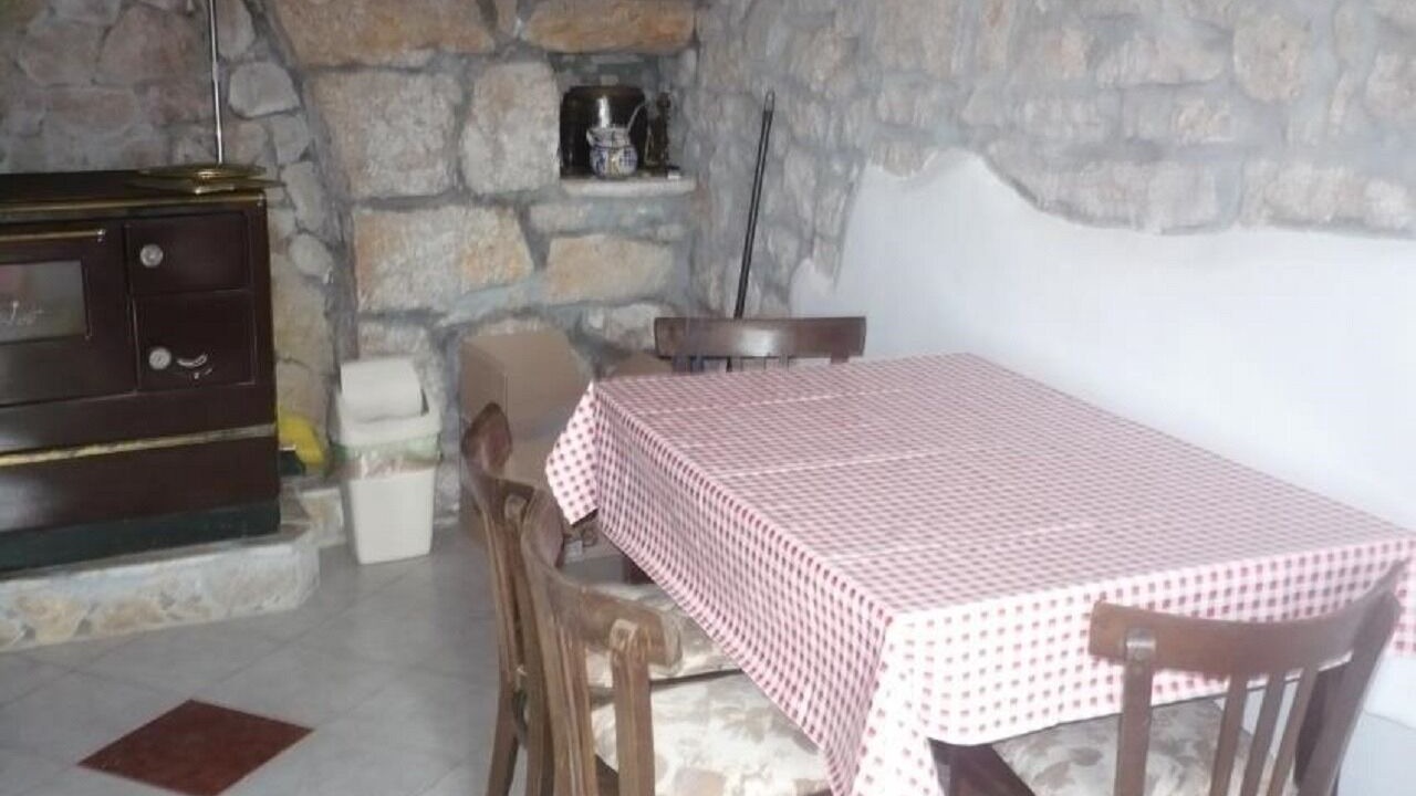 Photo of Others in Cres