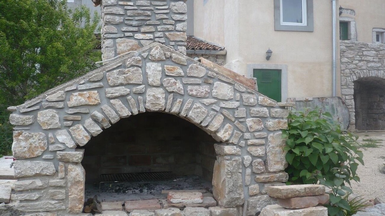 Photo of Outdoor in Cres