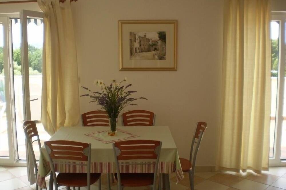 Photo of Livingroom in Sukosan