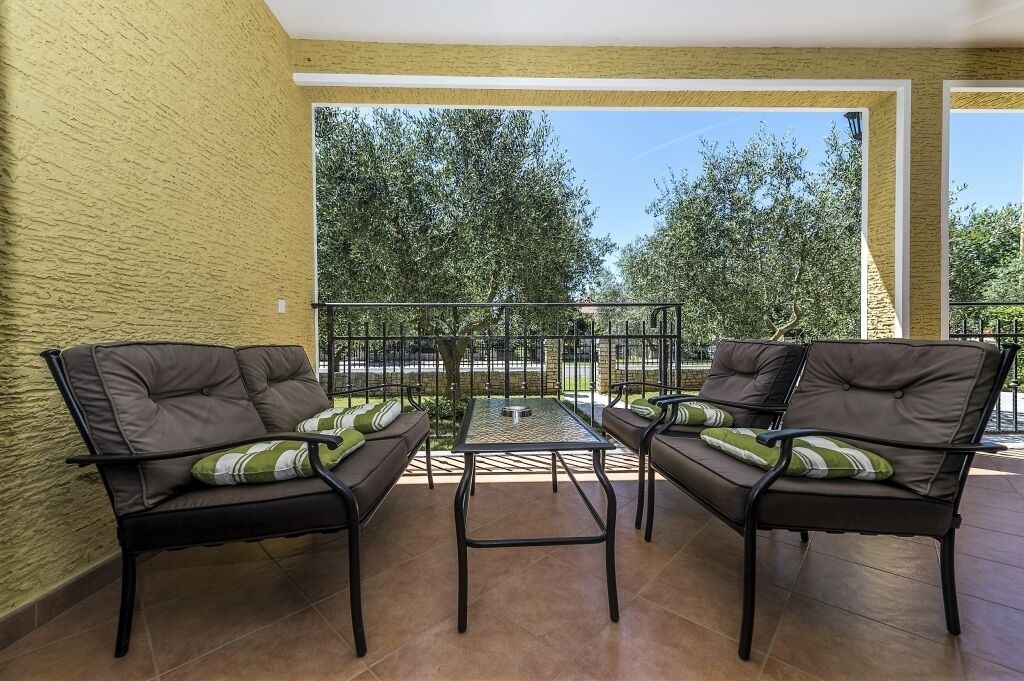 Photo of Outdoor in Kadumi