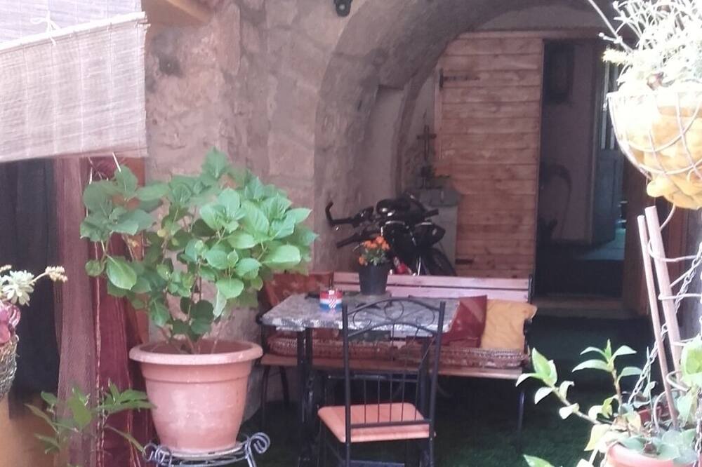 Photo of Others in Sutomiscica