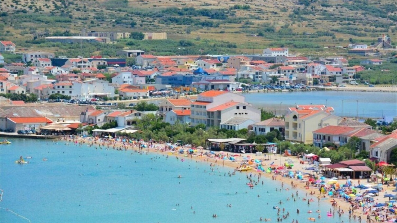 Photo of Others in Pag