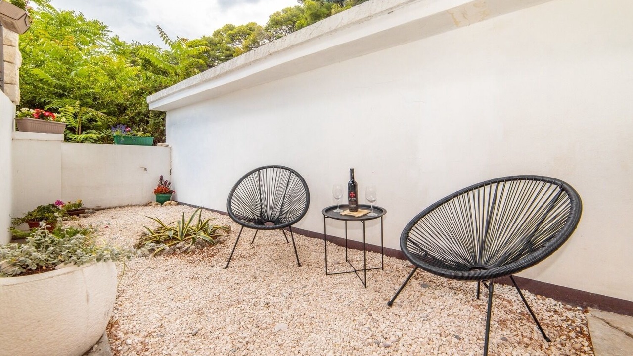 Photo of Patio Balcony in Brist