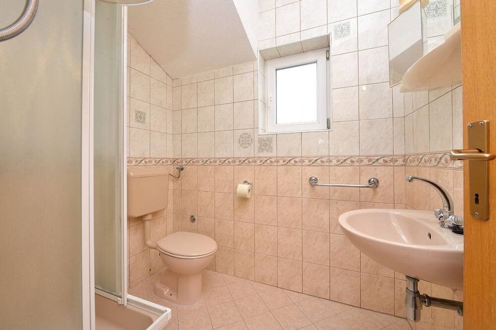 Photo of Bathroom in Drage