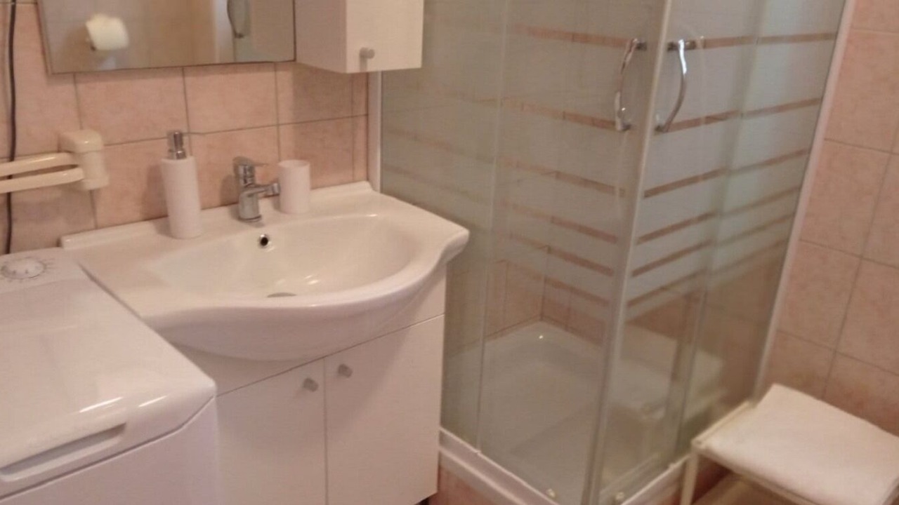 Photo of Bathroom in Rtina