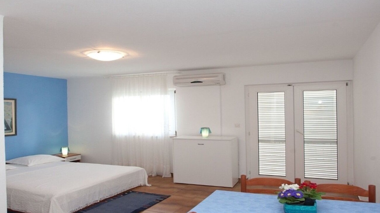 Photo of Bedroom in Okrug Gornji