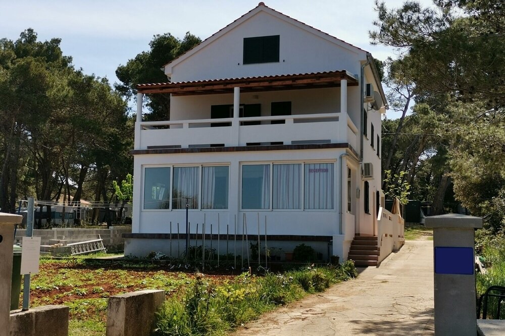 Photo of Others in Muline