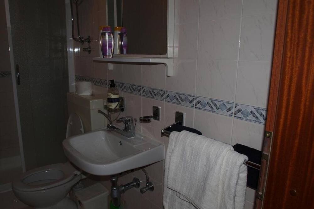 Photo of Bathroom in Bidol