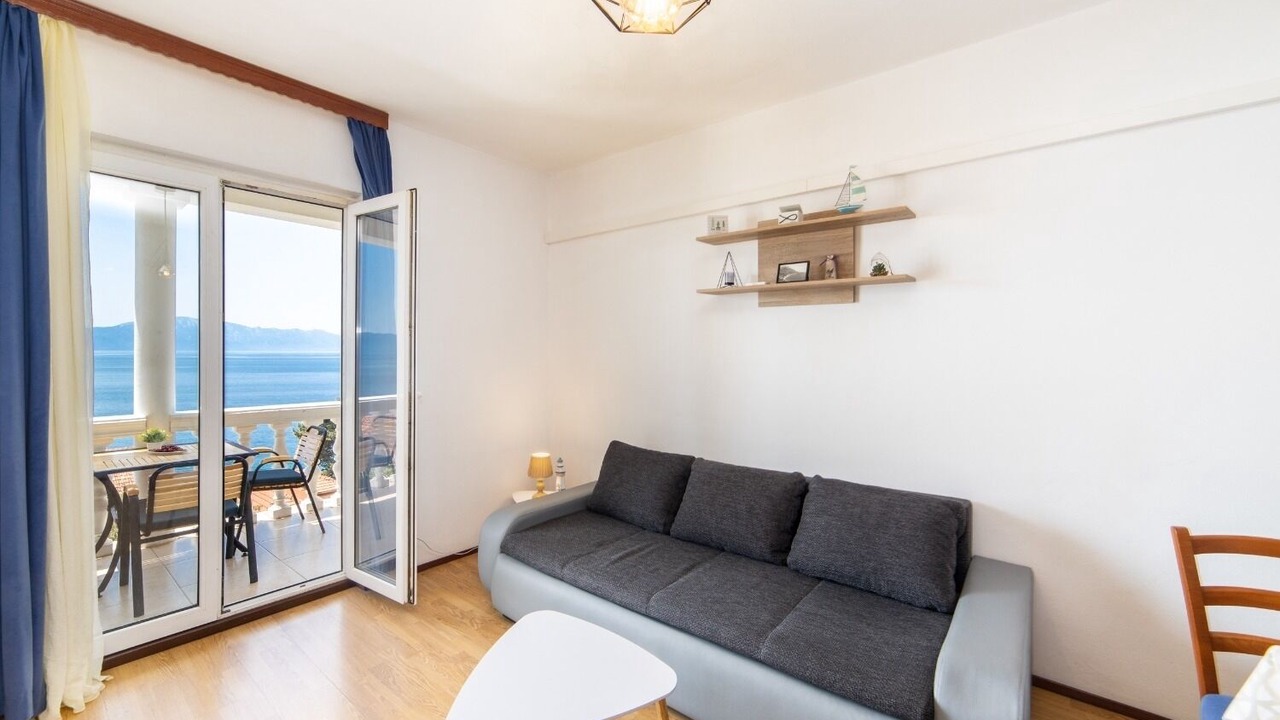 Photo of Livingroom in Brist
