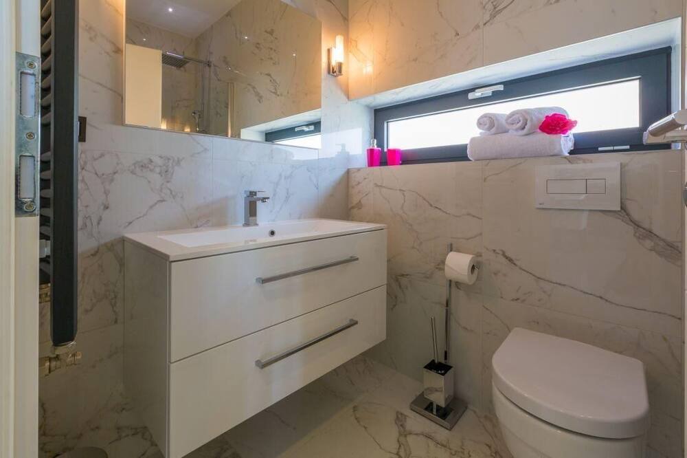 Photo of Bathroom in Grizane