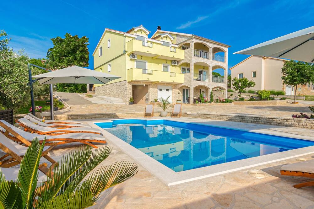 Photo of Outdoor in Lisicici