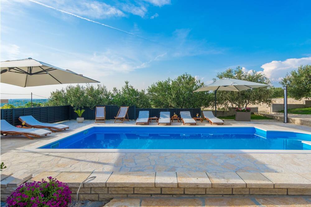 Photo of Outdoor in Lisicici