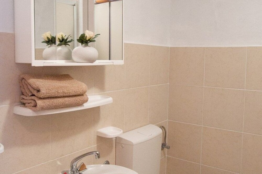 Photo of Bathroom in Pakostane