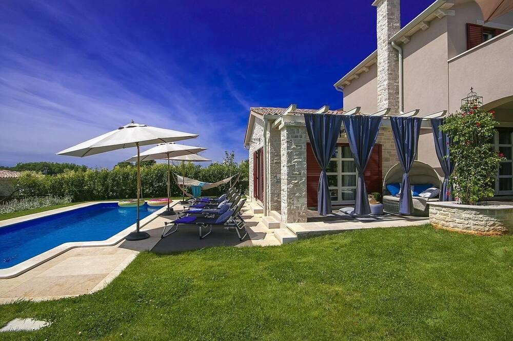 Photo of Outdoor in Lasici