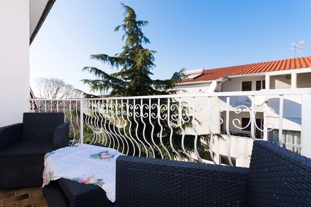 Photo of Patio Balcony in Okrug Gornji
