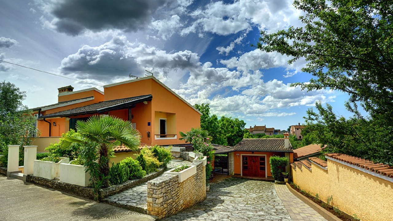 Photo of Outdoor in Muntic