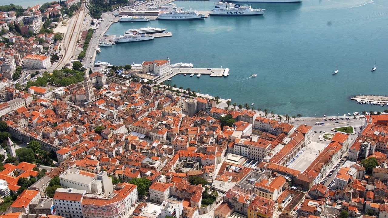 Photo of Others in Old Town