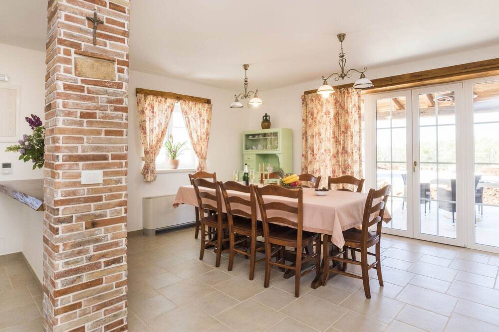 Photo of Livingroom in Babici
