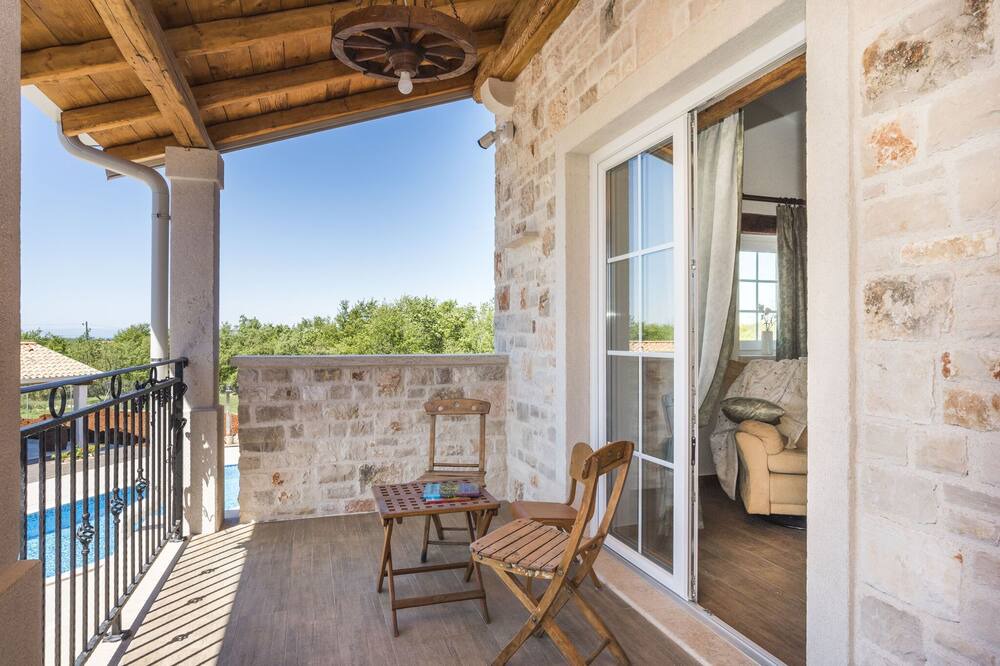 Photo of Patio Balcony in Babici