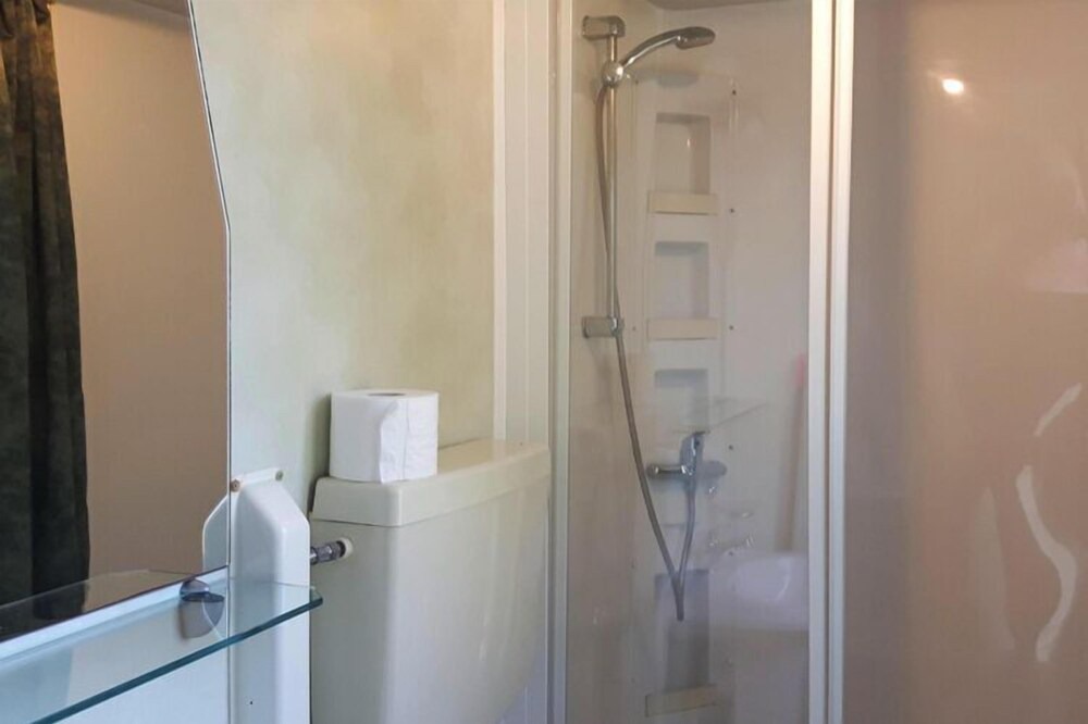 Photo of Bathroom in Cres