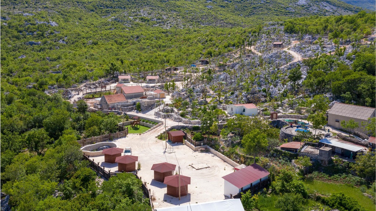Photo of Outdoor in Trnbusi