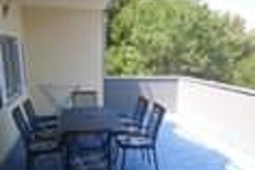Photo of Patio Balcony in Donji Karin