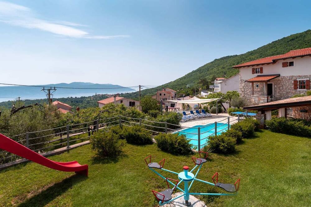 Photo of Outdoor in Martina