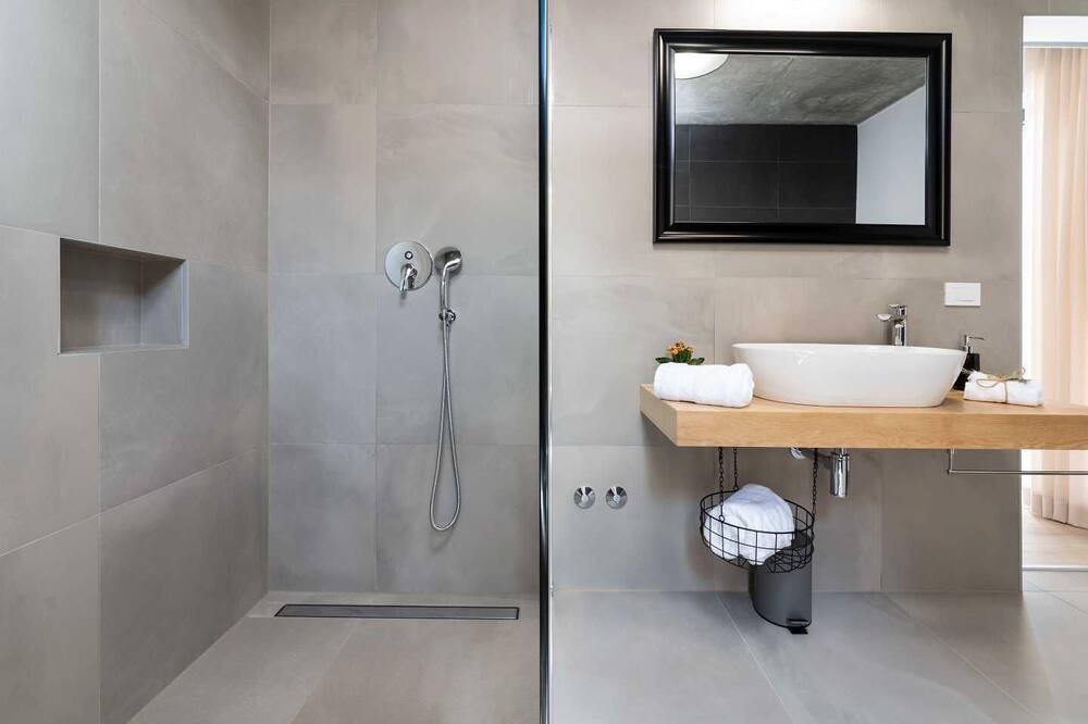Photo of Bathroom in Farini