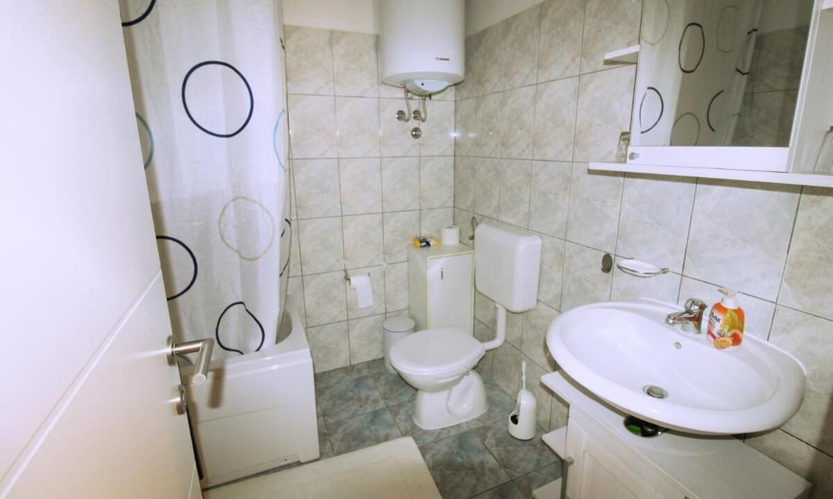 Photo of Bathroom in Jadreski