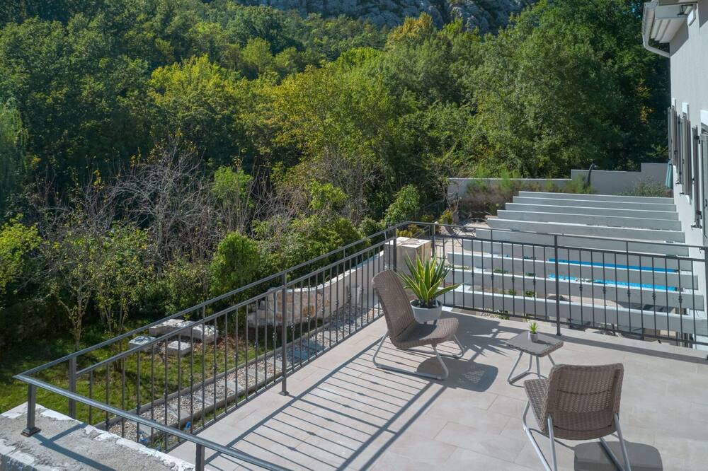 Photo of Outdoor in Drivenik