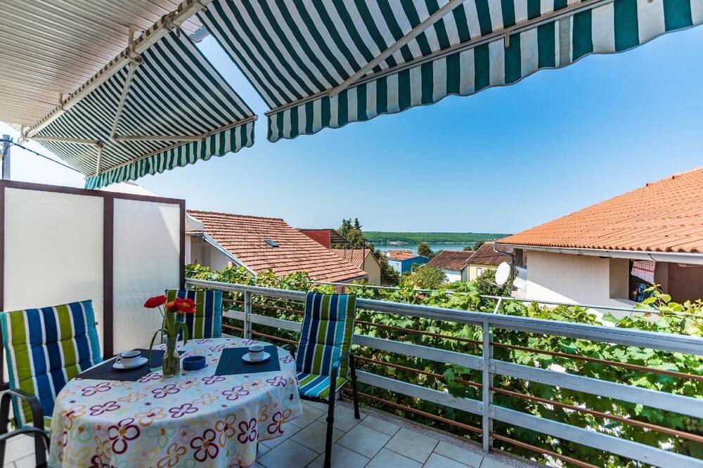 Photo of Patio Balcony in Gornji Karin