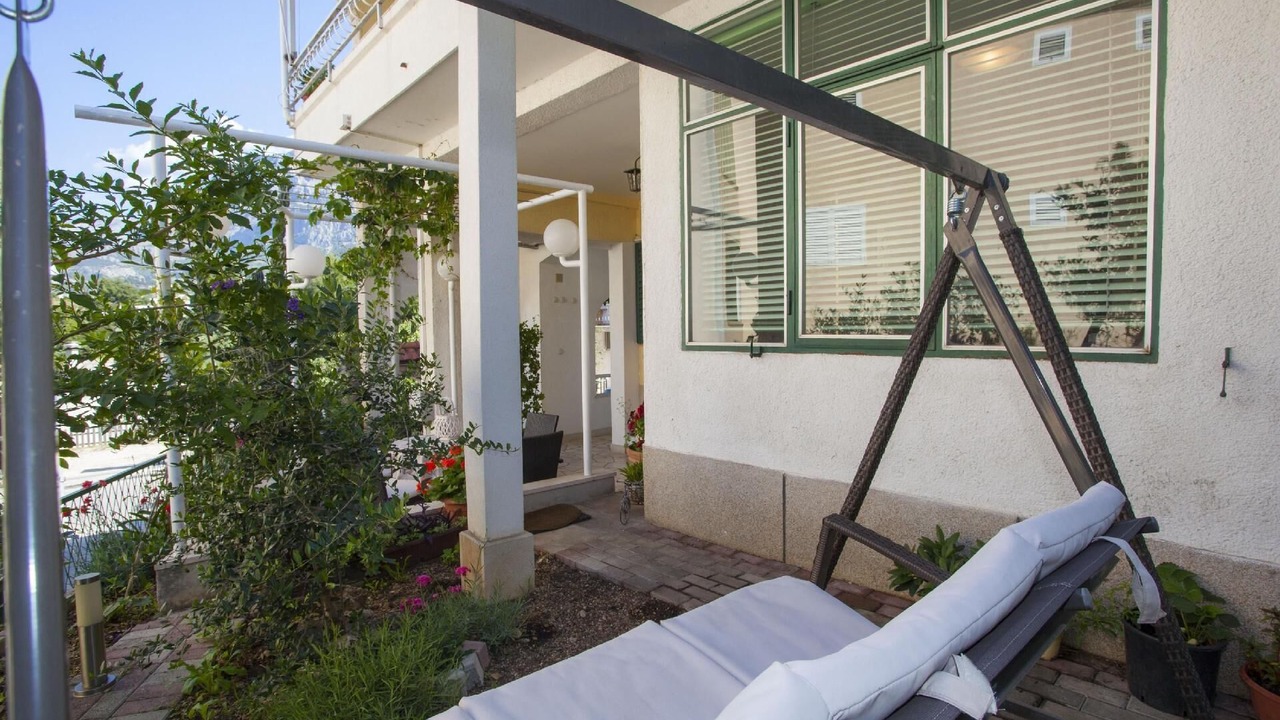 Photo of Patio Balcony in Bidol