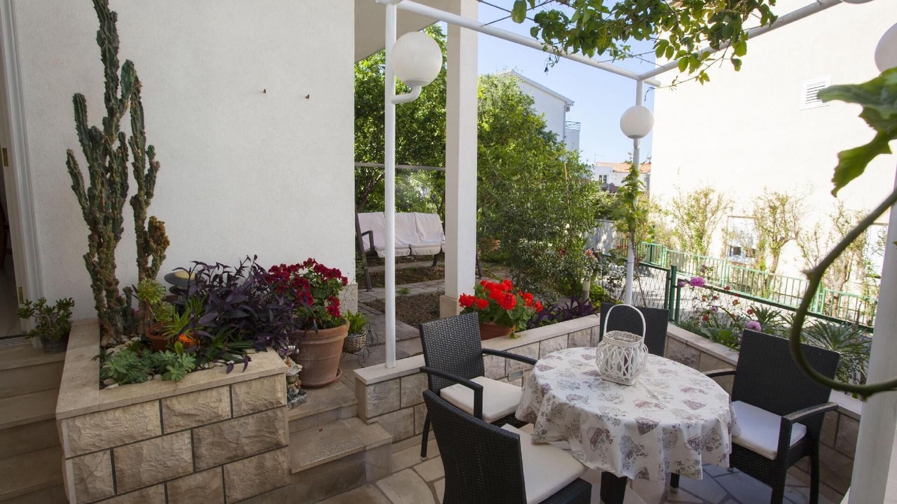 Photo of Outdoor in Bidol