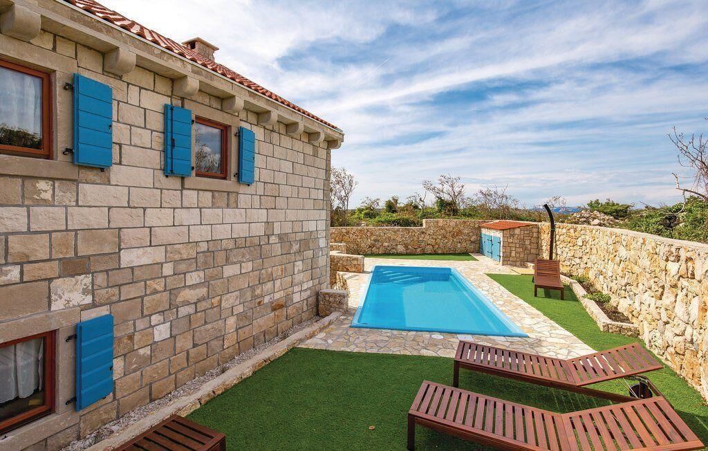 Photo of Outdoor in Novalja