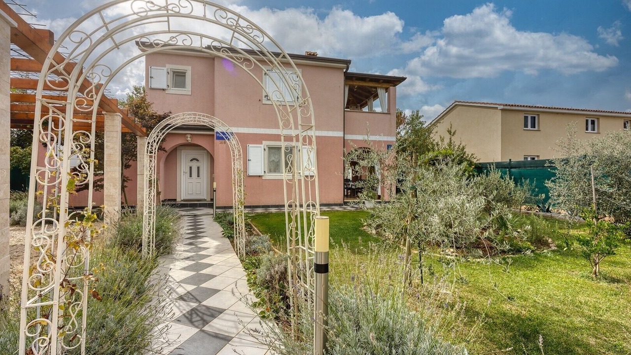 Photo of Outdoor in Rosini