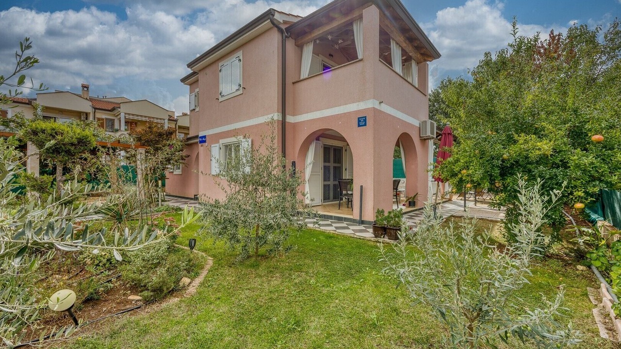 Photo of Outdoor in Rosini