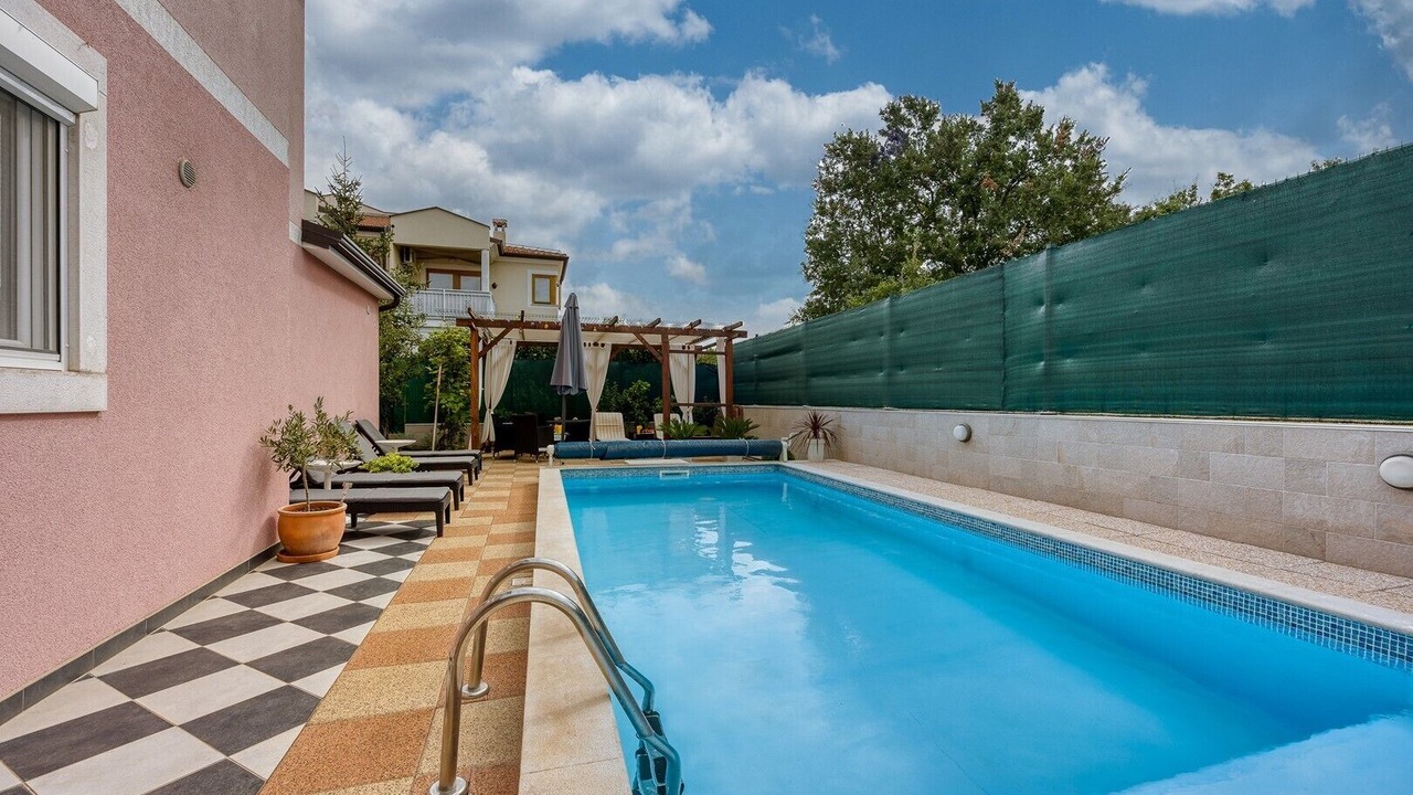 Photo of Outdoor in Rosini