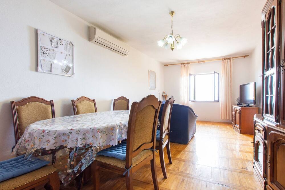 Photo of Livingroom in Tribanj