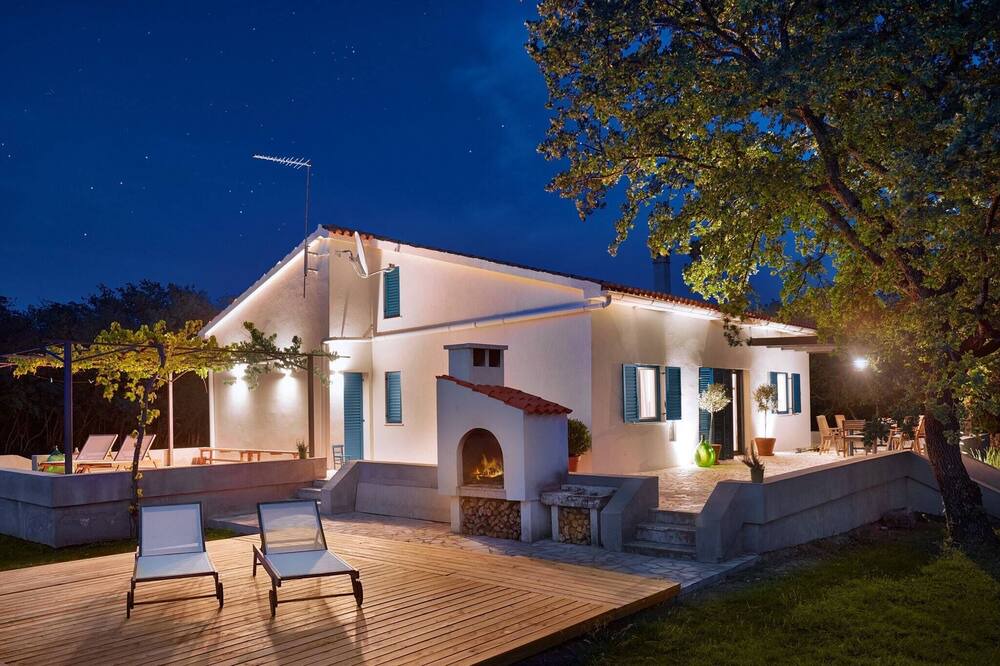 Photo of Outdoor in Garica