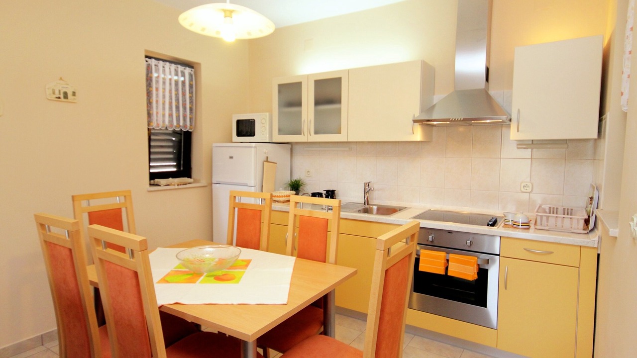 Photo of Kitchen in Klenovica