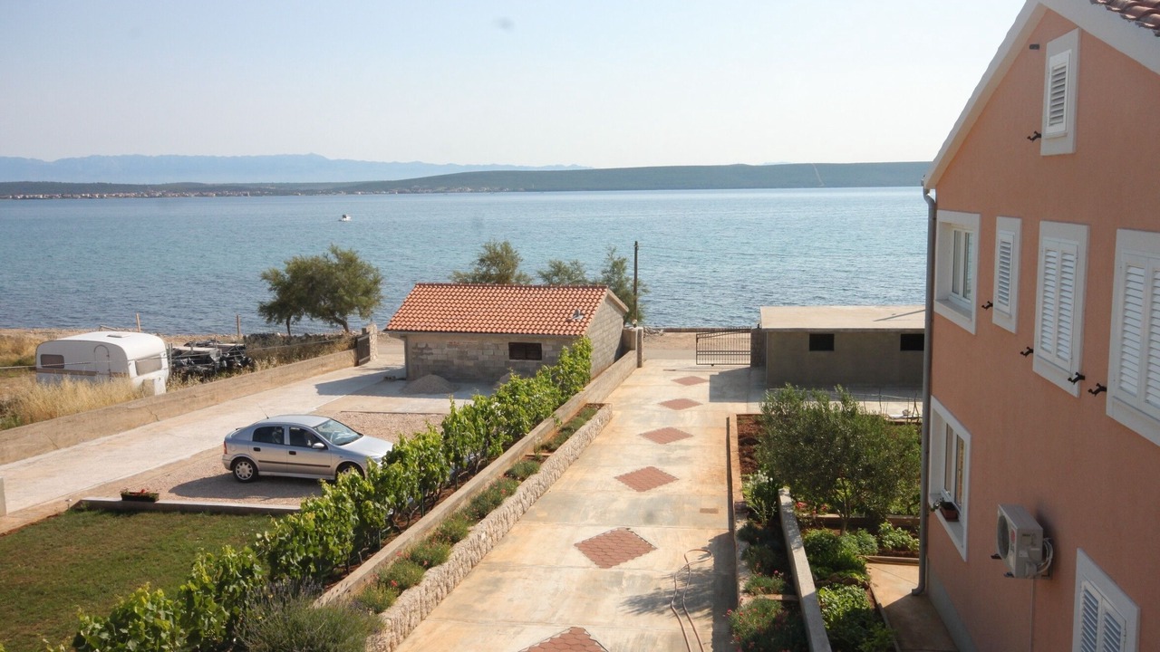 Photo of Outdoor in Banj