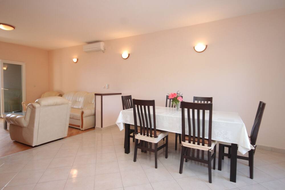 Photo of Livingroom in Banj