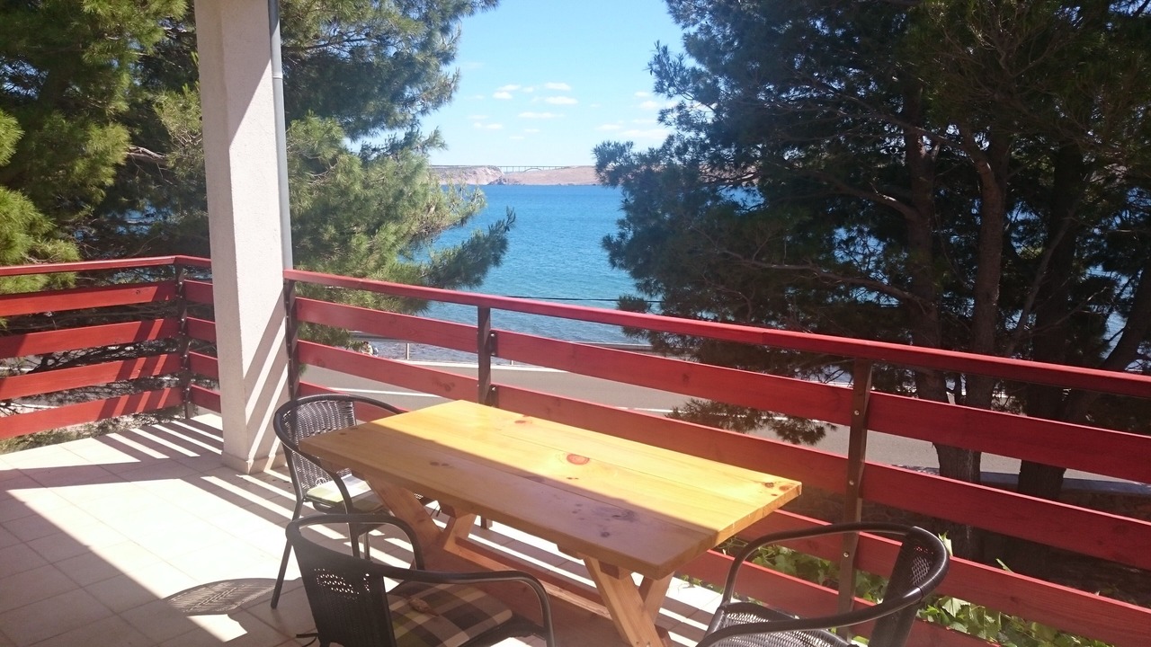 Photo of Outdoor in Seline