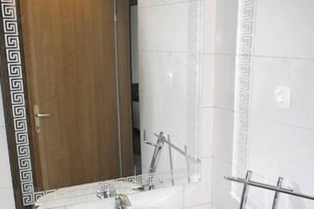 Photo of Bathroom in Nevidane