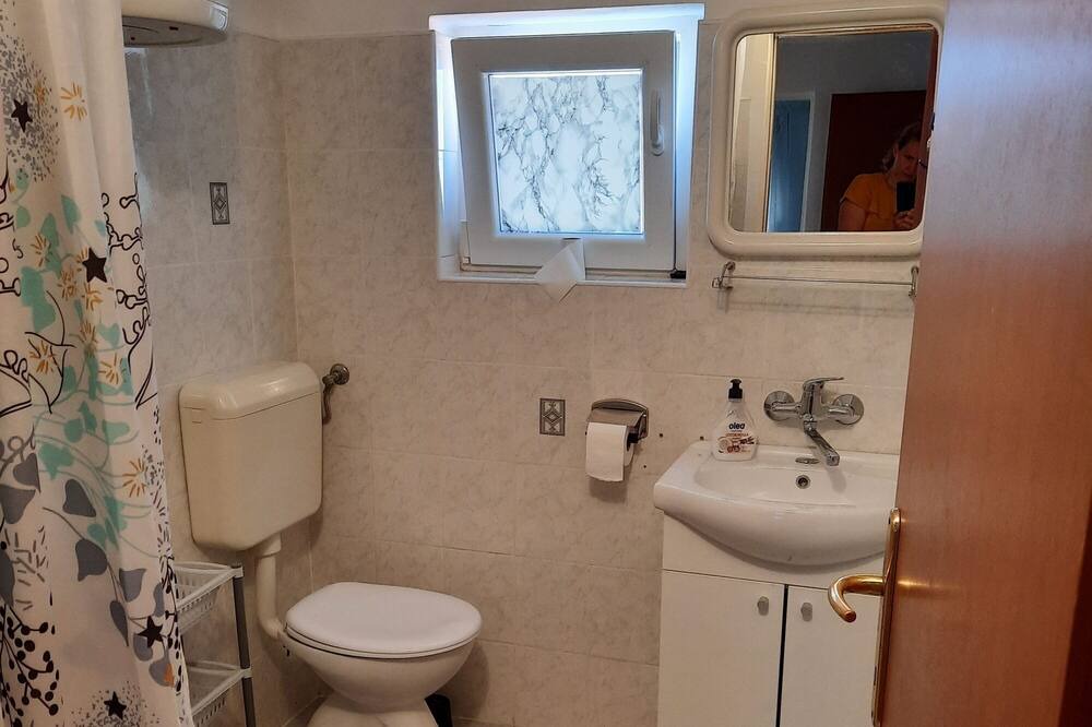 Photo of Bathroom in Muline