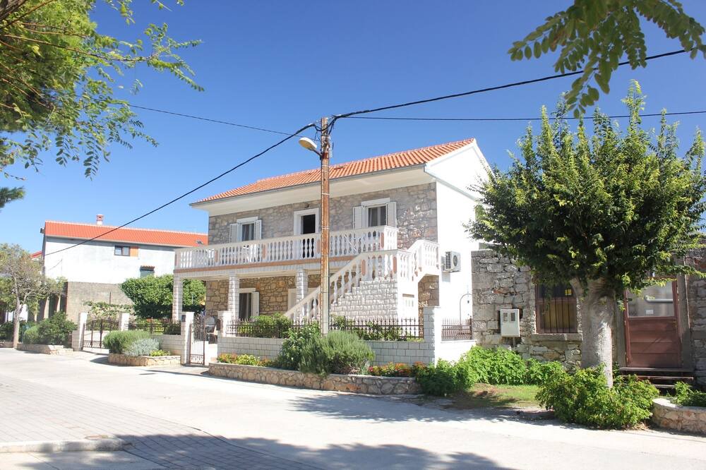 Photo of Outdoor in Sutomiscica