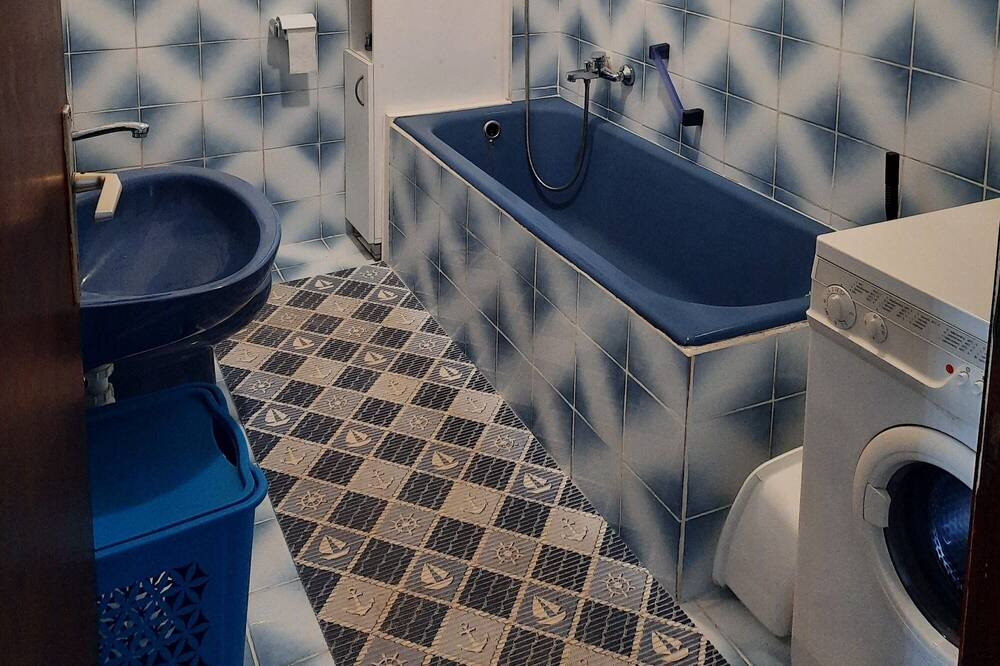 Photo of Bathroom in Muline