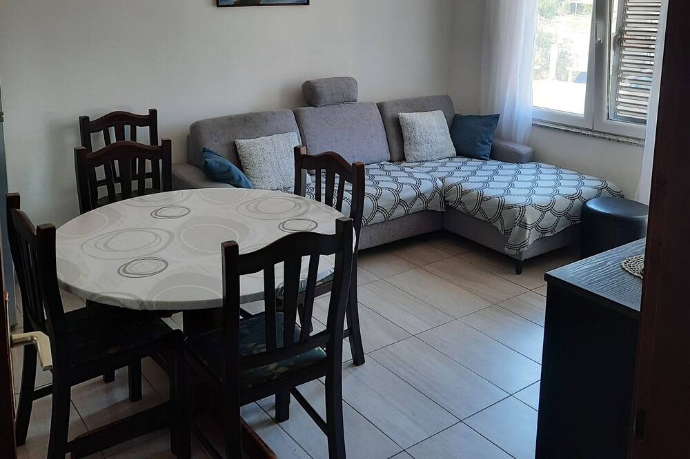 Photo of Livingroom in Muline