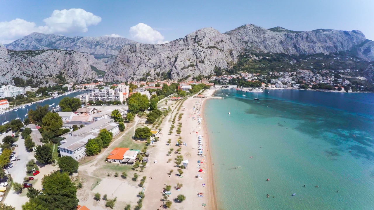 Photo of Others in Omis