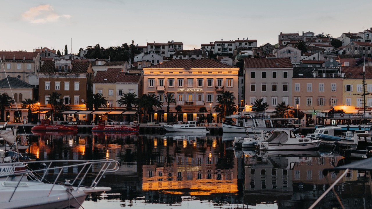 Photo of Outdoor in Cove Murtar